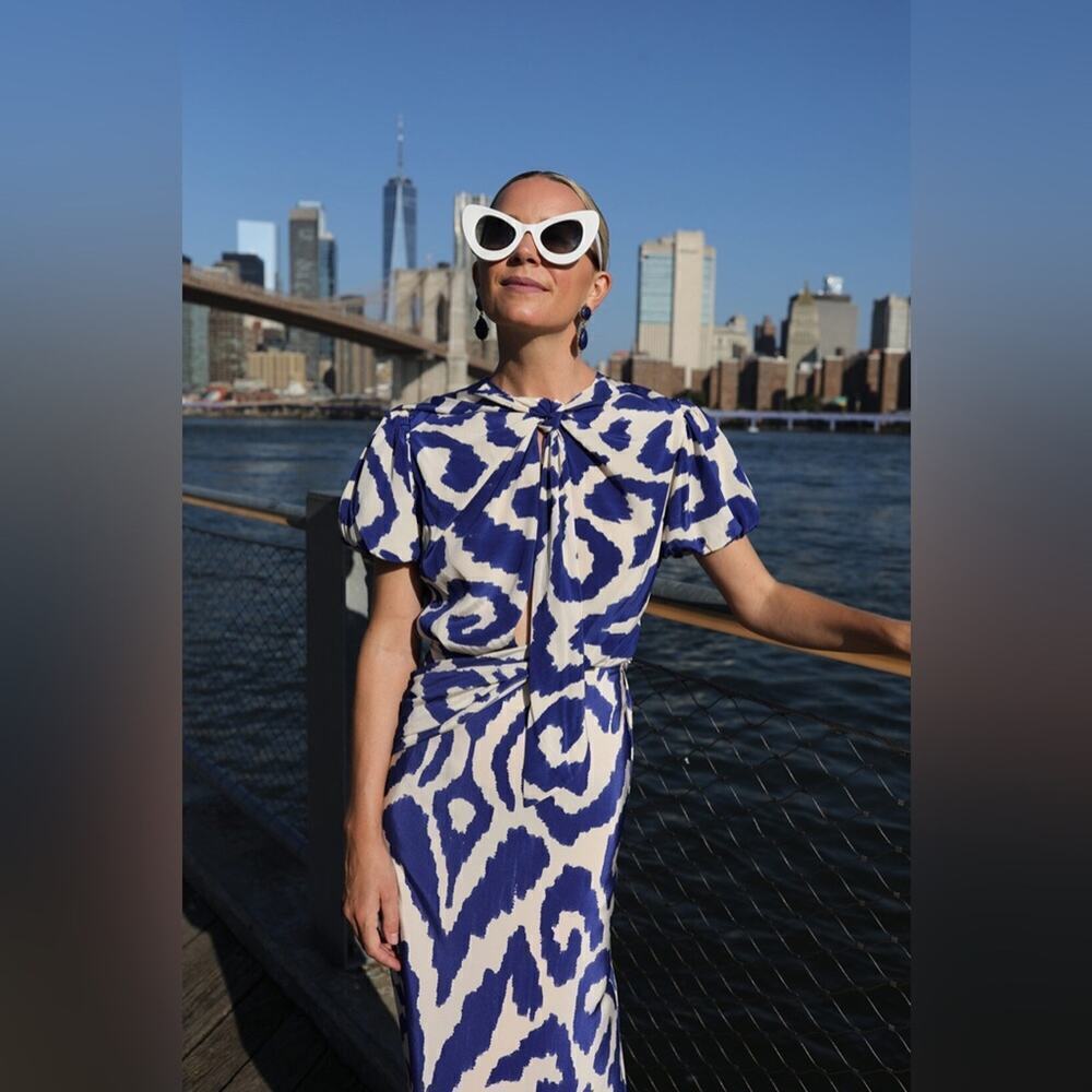 Johanna Ortiz Blue White Plantas Marinas cutout midi dress  in Ikat Mykonos 12